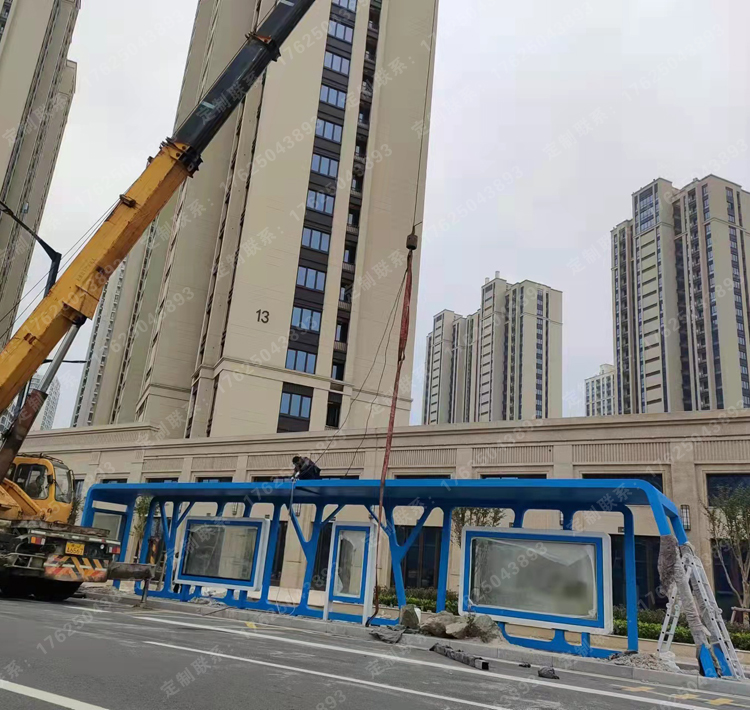 公交站臺 公交站臺